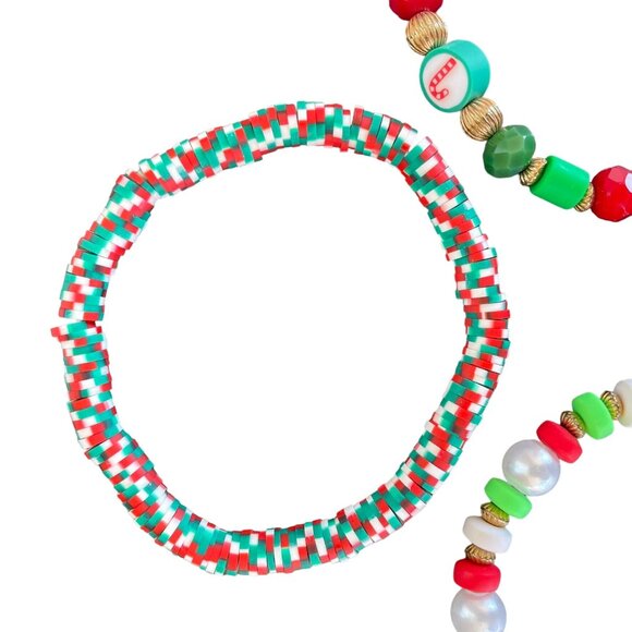 Christmas Themed Beaded Stretch Bracelets Set Of 4 With Charms in Red Green - Picture 8 of 9